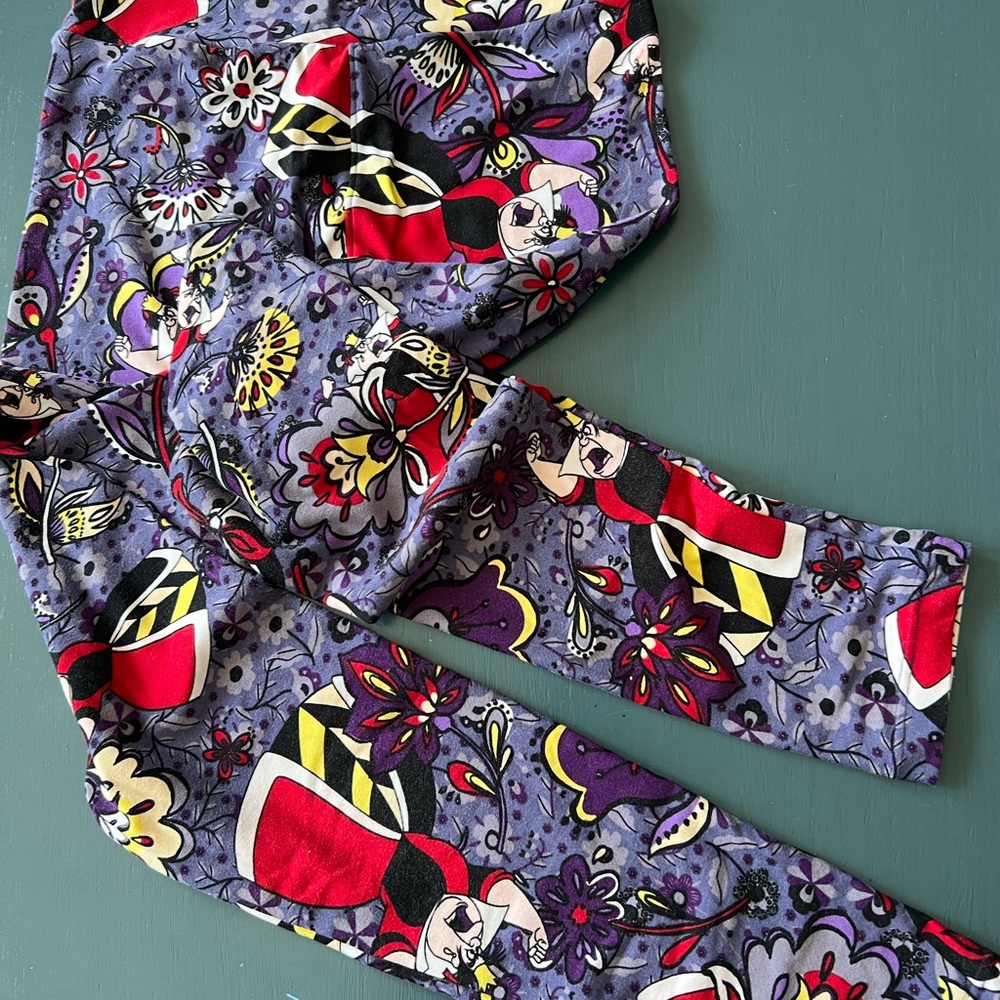Disney Villain Leggings- LLR Tween Queen of Hearts